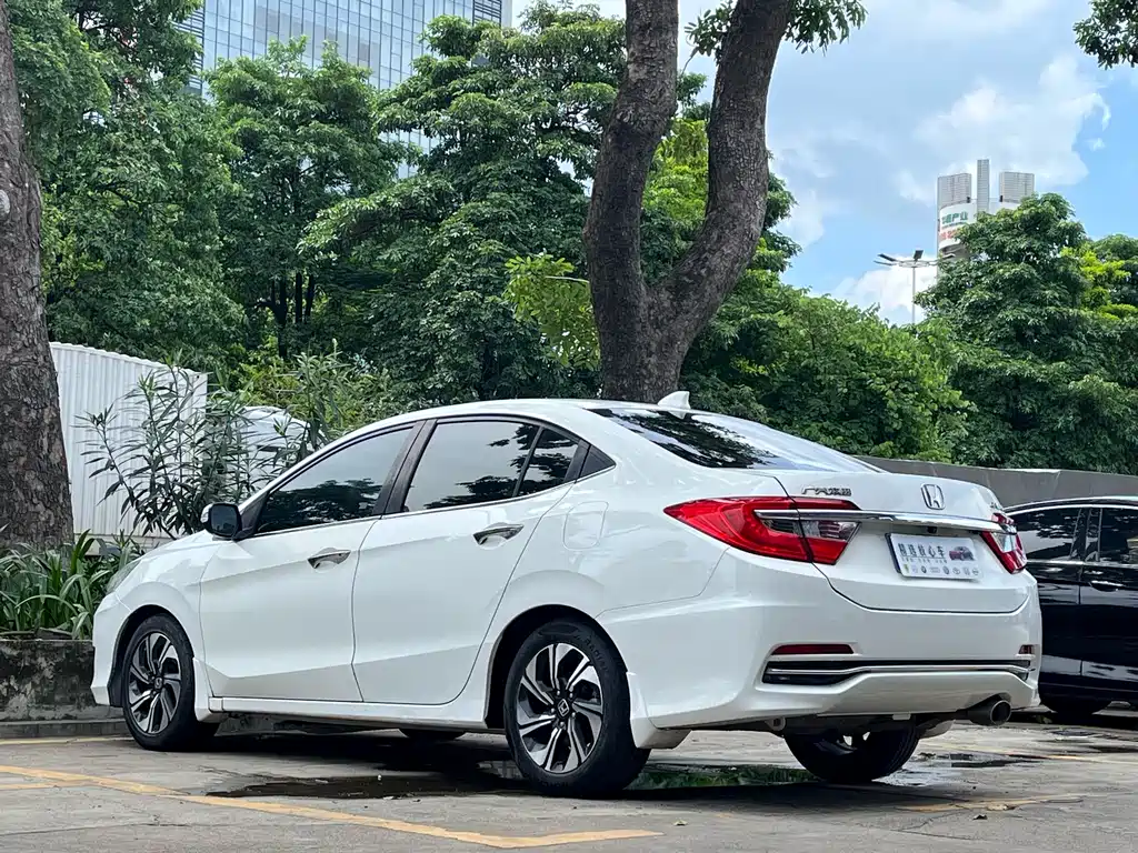 Honda Crider 2016