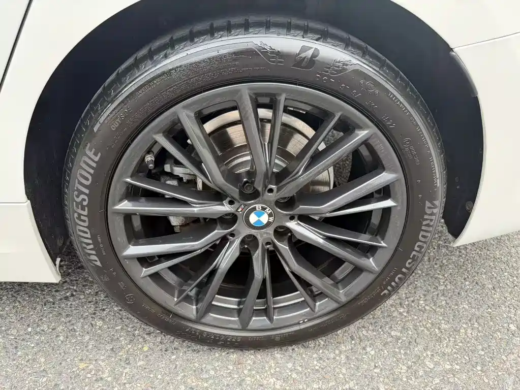 BMW 3 Series 2021 — фото 17