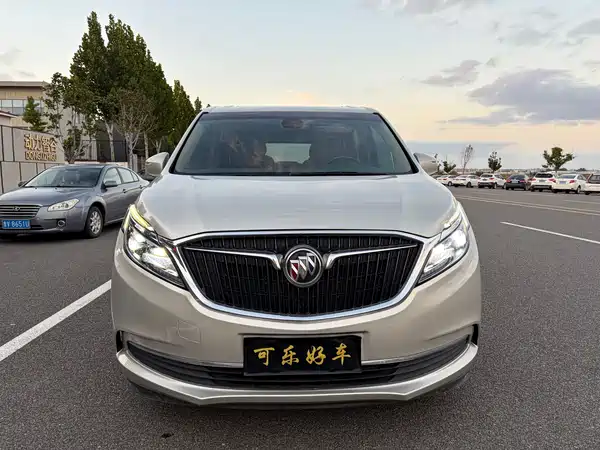 Buick GL8 2017
