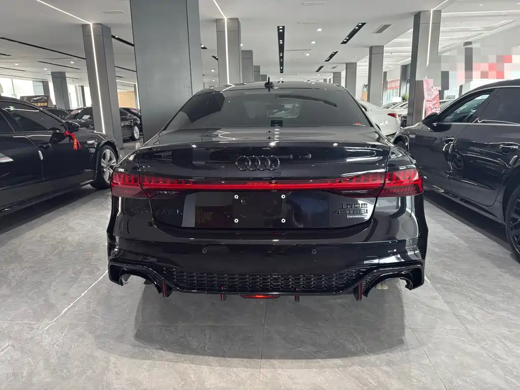 Audi A7L 2023 — фото 9
