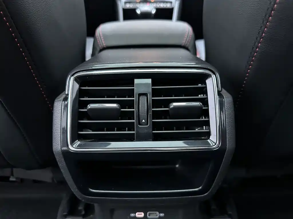 Skoda Karoq 2022 — фото 11