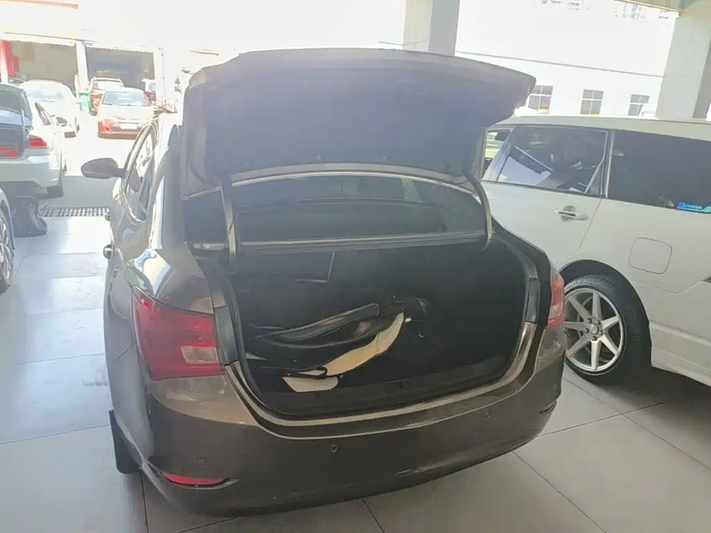 Buick Excelle GT 2015 — фото 19