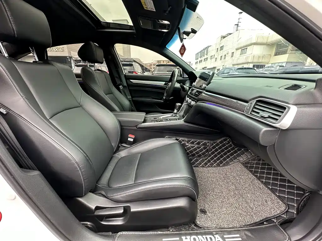 Honda Inspire 2022 — фото 13