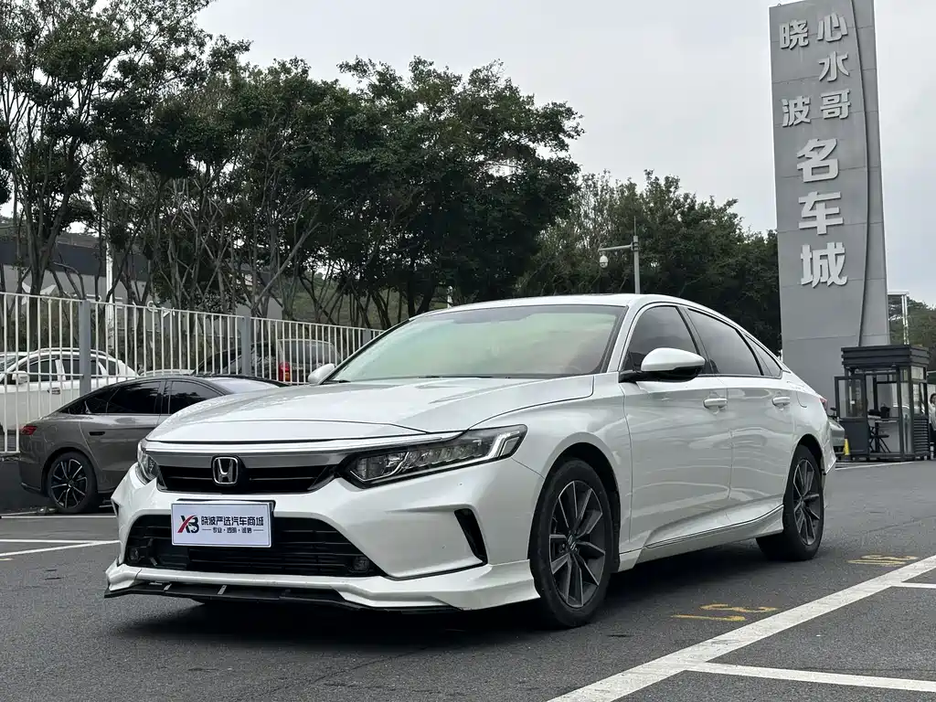 Honda Inspire 2022 — фото 1