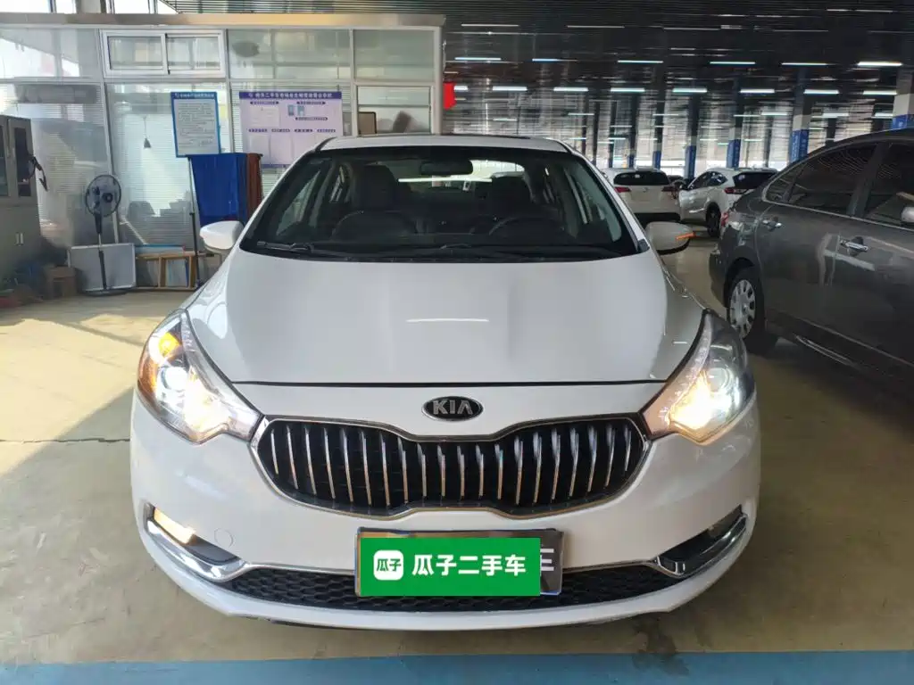 Kia K3 2015
