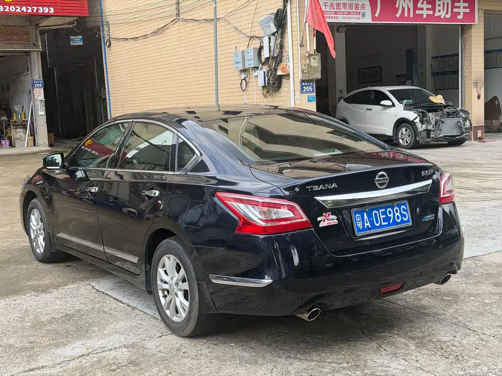 Nissan Teana 2014