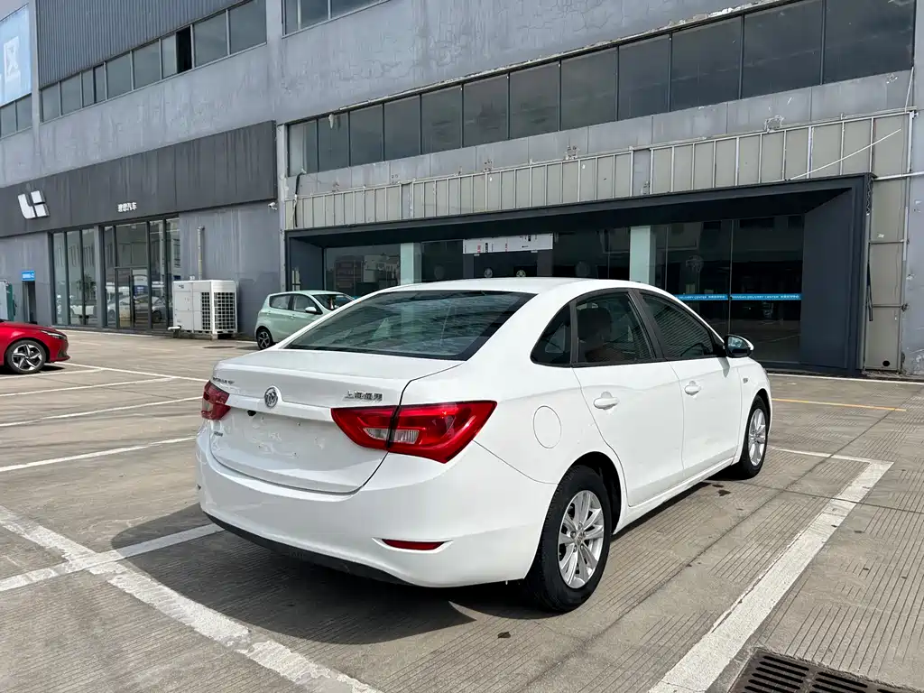 Buick Excelle 2015