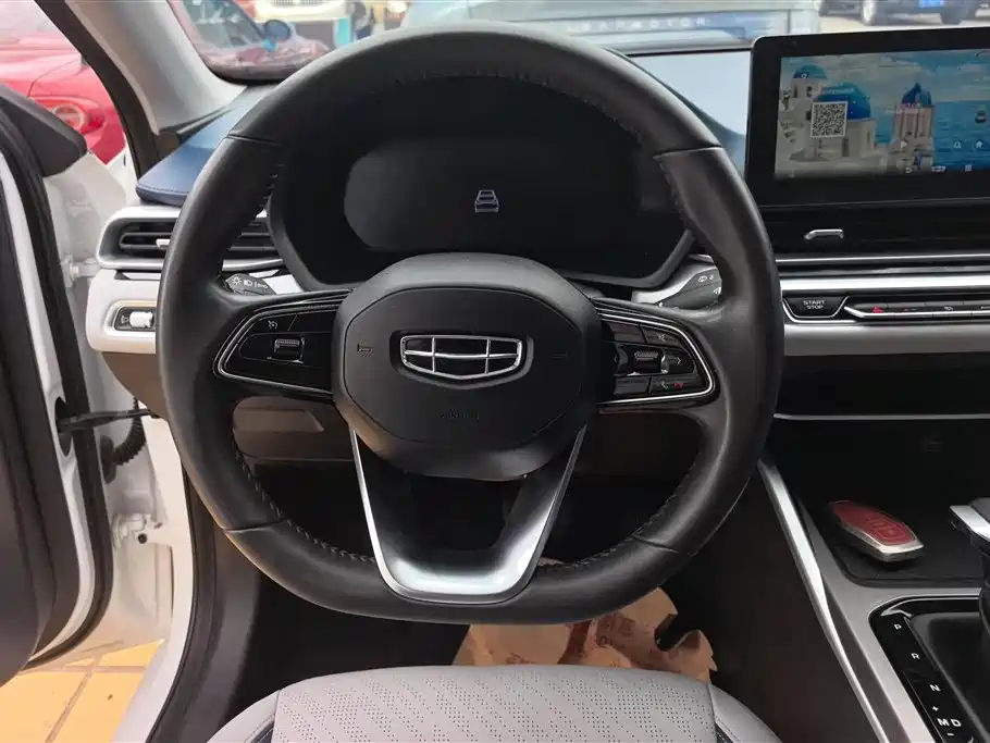 Geely Emgrand 2022 — фото 15