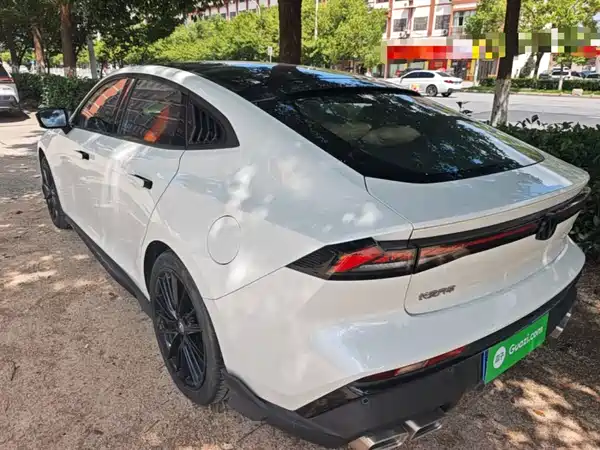 Changan UNI-V 2024