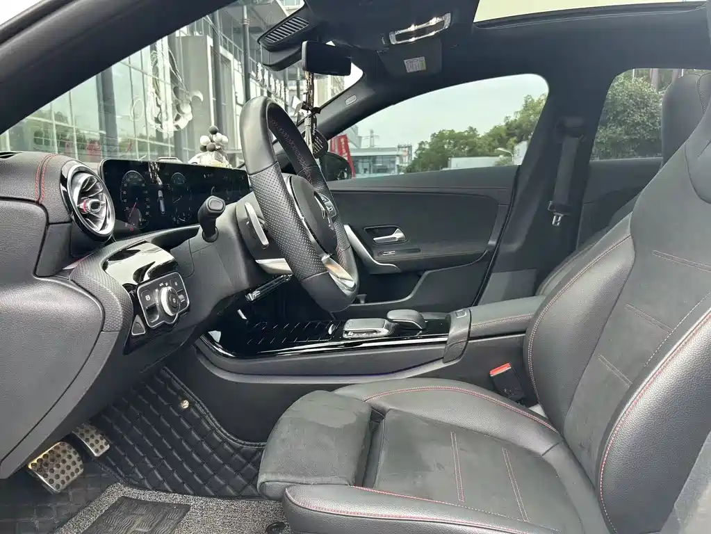 Mercedes-Benz CLA 2020 — фото 10