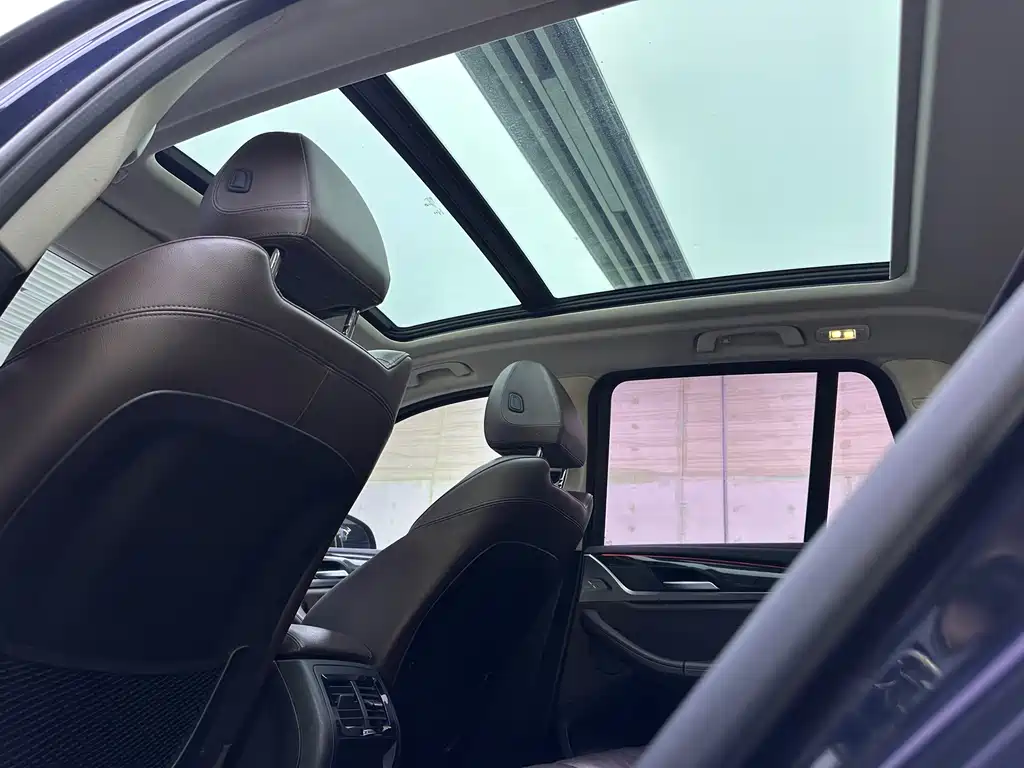 BMW X3 2018 — фото 15
