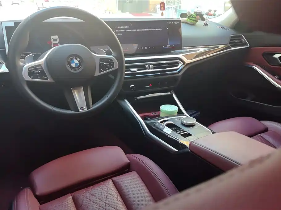 BMW 3 Series 2024 — фото 12