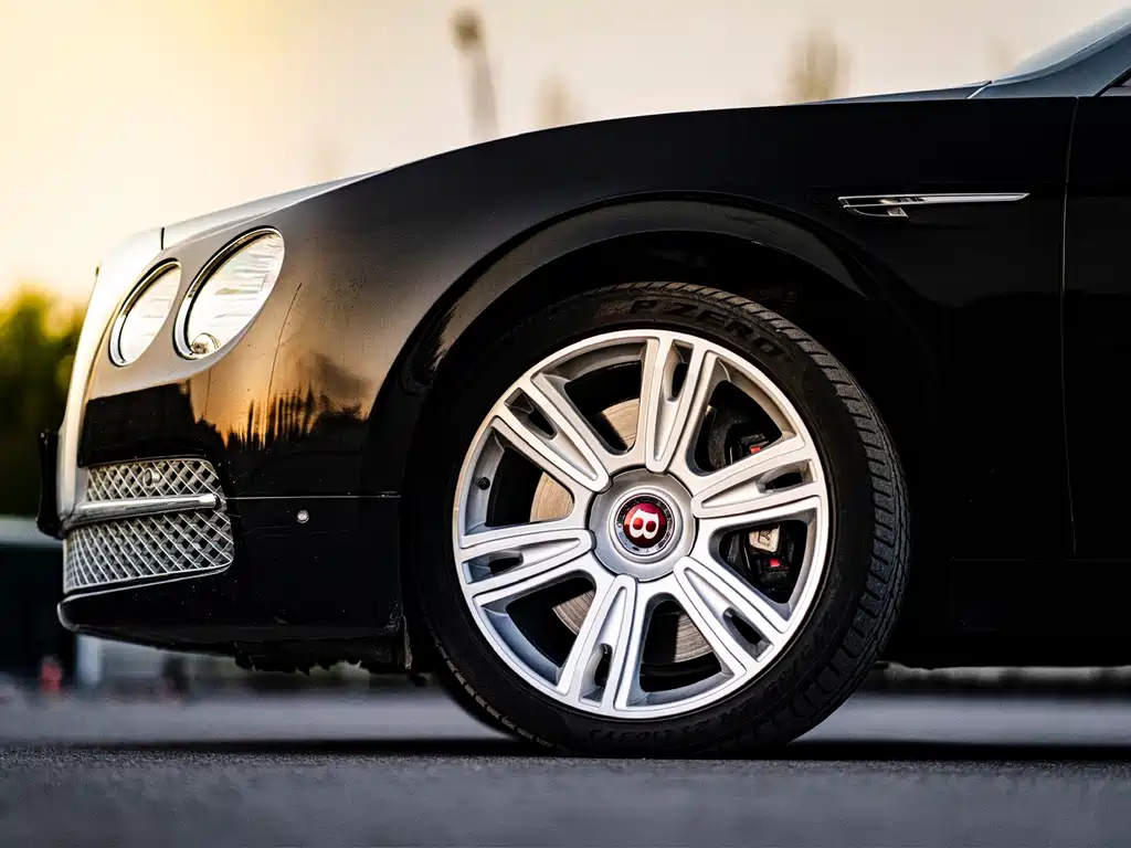 Bentley Flying Spur 2014 — фото 6