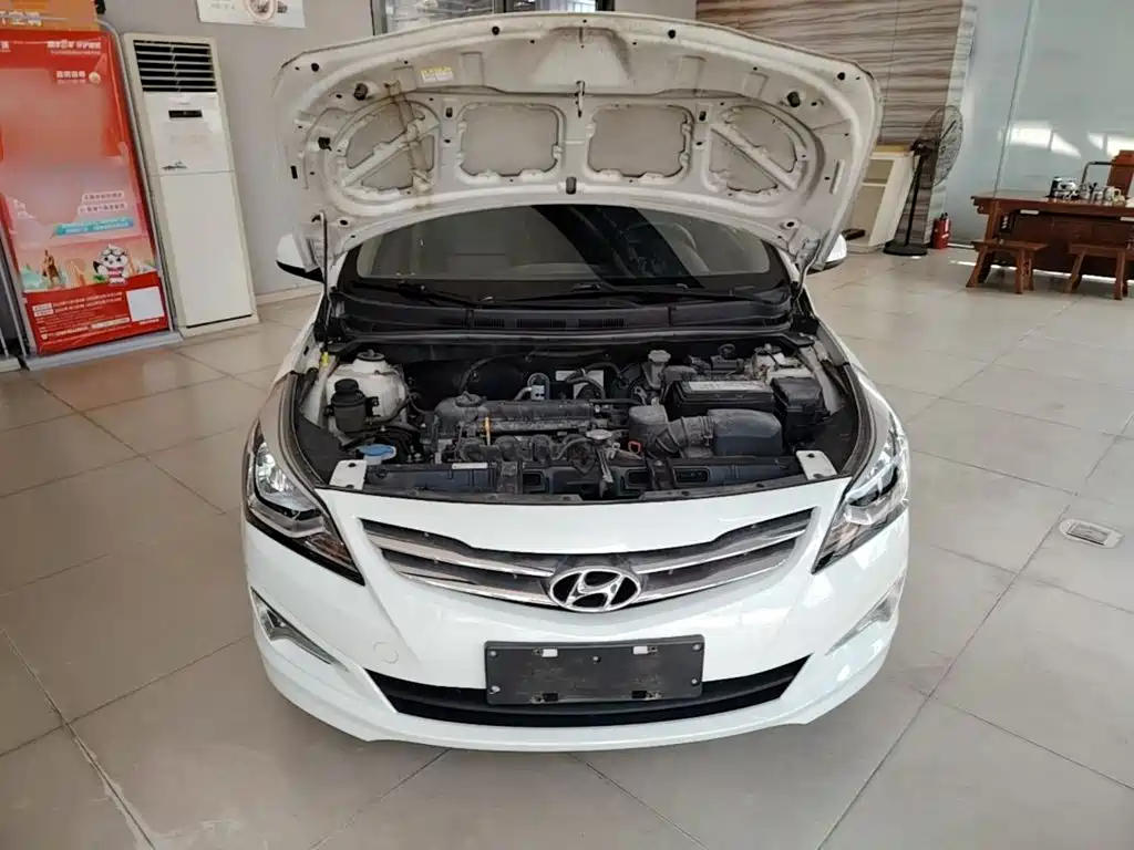 Hyundai Accent 2016 — фото 20