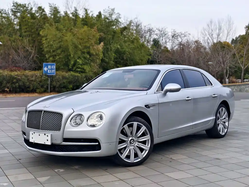 Bentley Flying Spur 2016 — фото 1