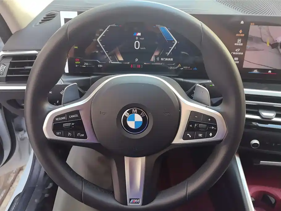 BMW 3 Series 2024 — фото 15