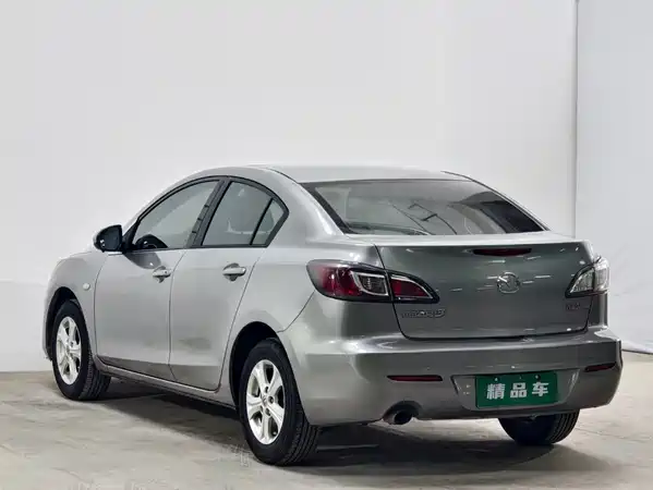 Mazda 3 Xingcheng 2012