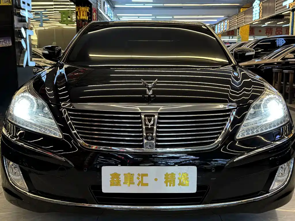 Hyundai Equus 2012 — фото 2