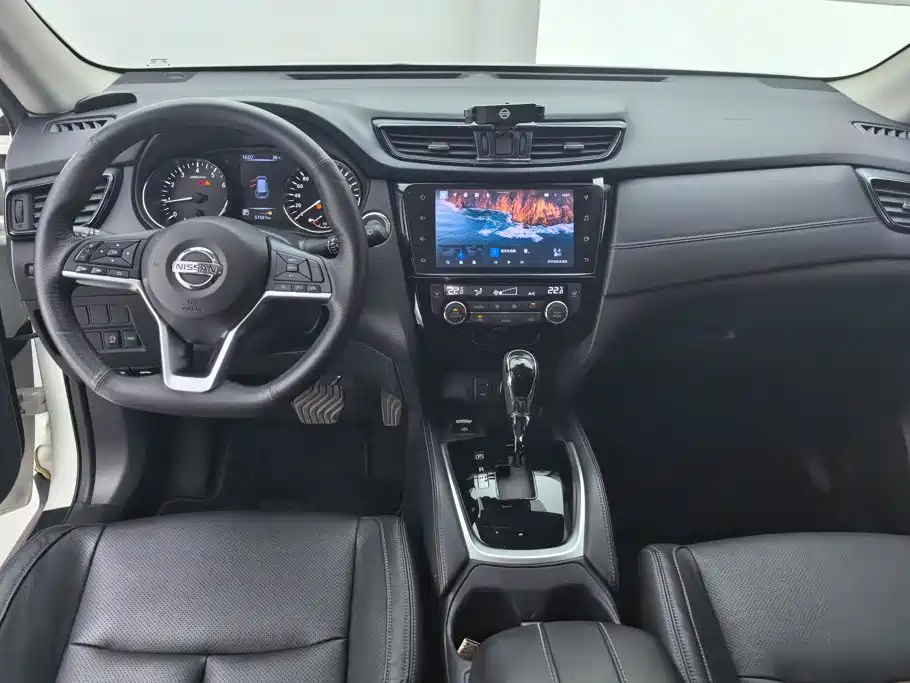 Nissan X-Trail 2021 — фото 12