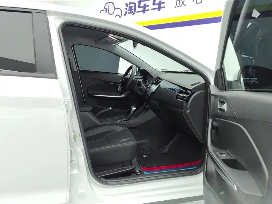 Chery Tiggo 3x 2025 — фото 8