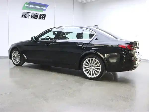 BMW 5 Series 2022