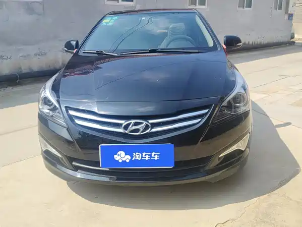 Hyundai Accent 2014