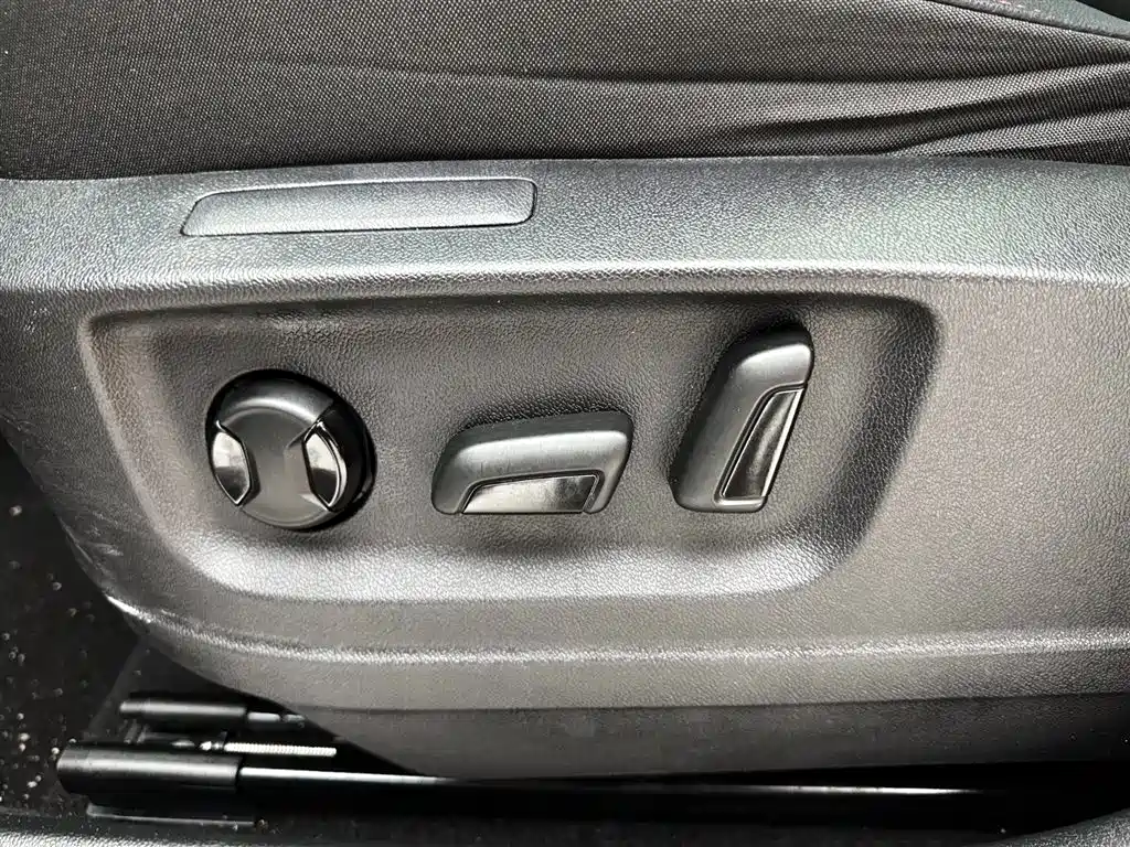 Skoda Karoq 2022 — фото 12