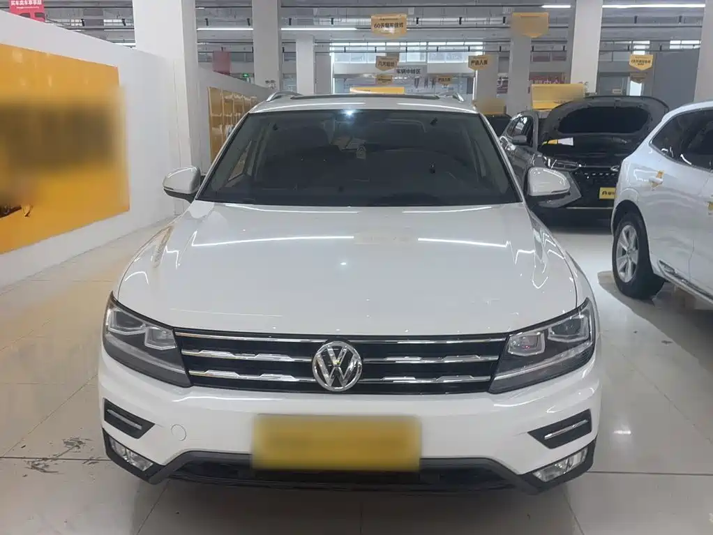 Volkswagen Tiguan L 2020 — фото 3