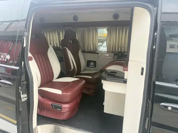 Mercedes-Benz Vito 2013