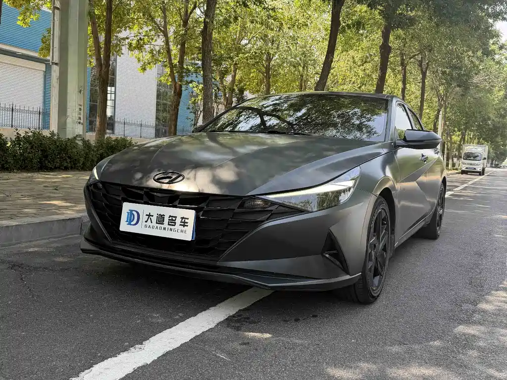 Hyundai Elantra 2023 — фото 1