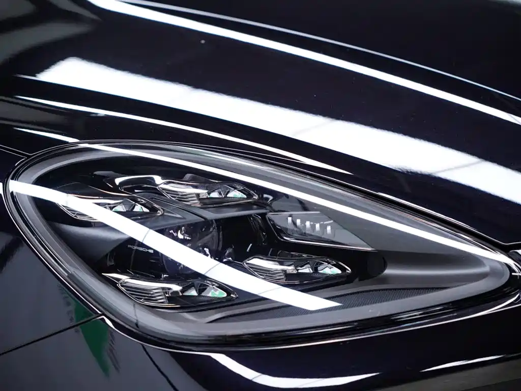 Porsche Cayenne 2021 — фото 19