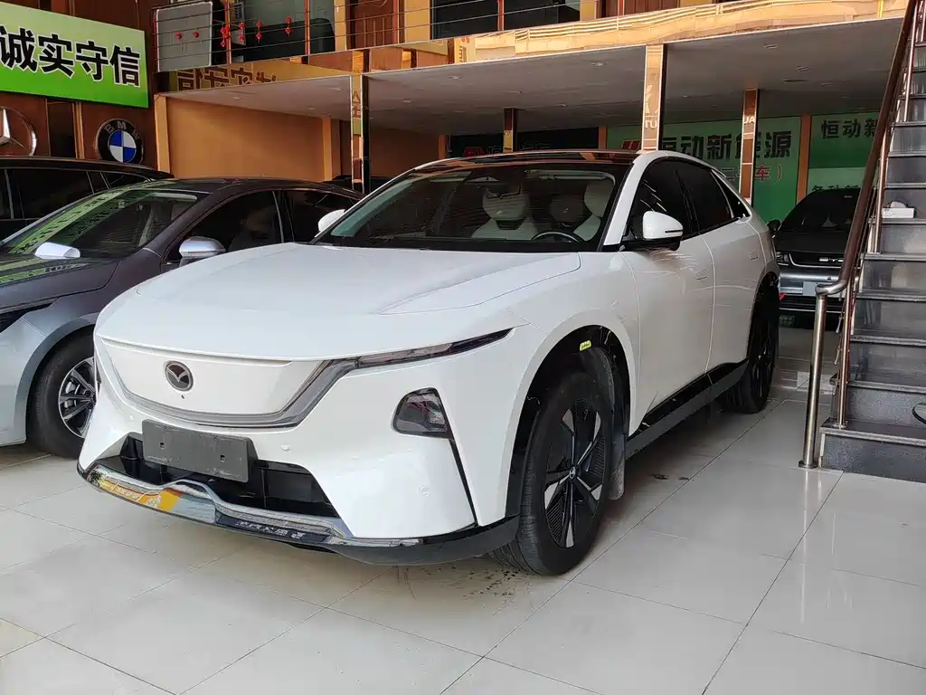 Mazda EZ-60 2025