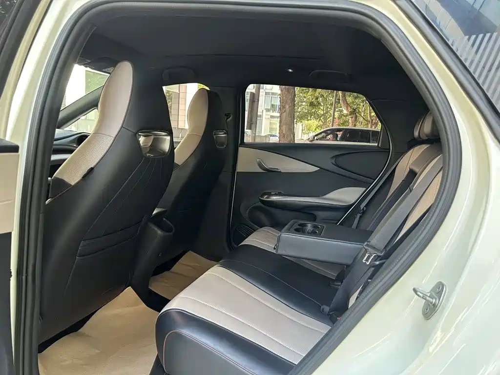 BYD Dolphin 2023 — фото 15