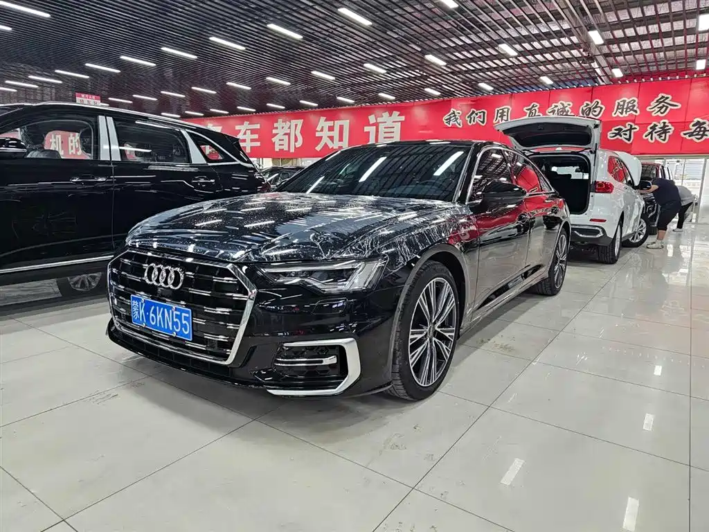 Audi A6L 2025 — фото 1