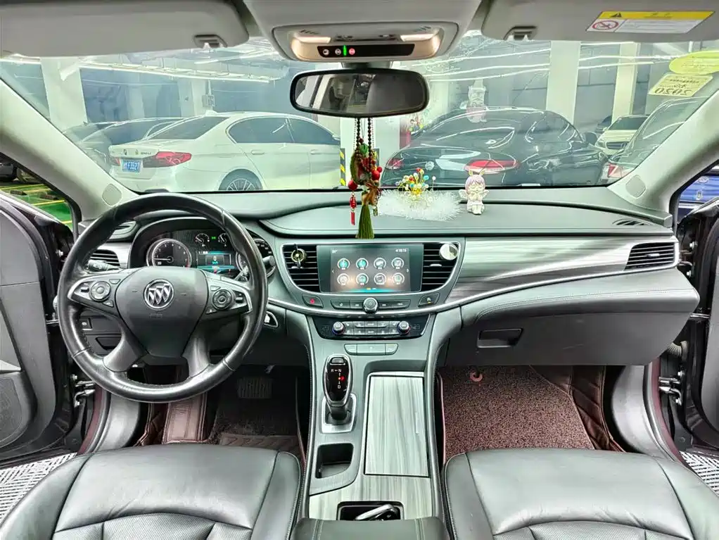 Buick LaCrosse 2018 — фото 11