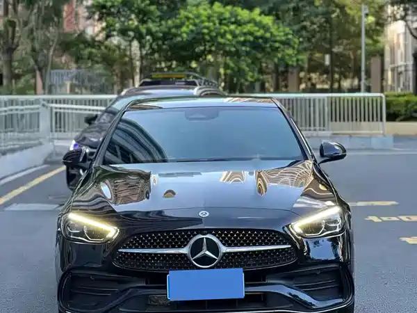 Mercedes-Benz C-Class 2021