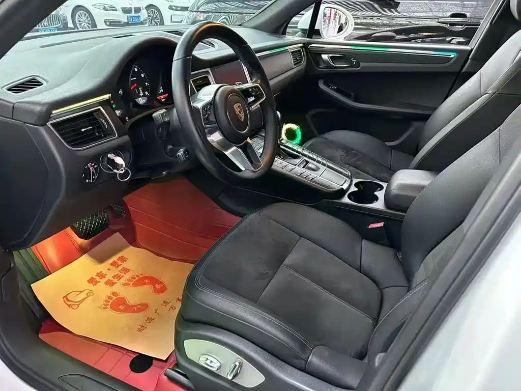 Porsche Macan 2018 — фото 8