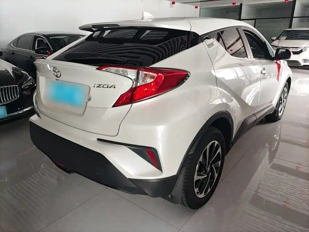 Toyota IZOA 2019 — фото 7