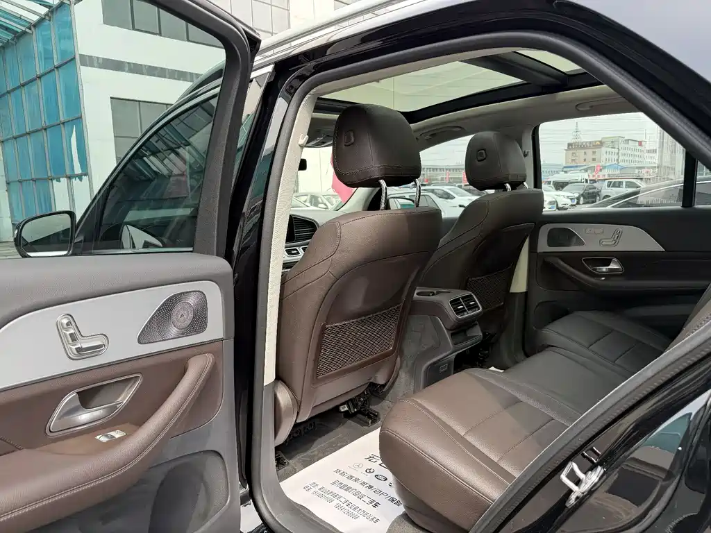 Mercedes-Benz GLE 2020 — фото 15