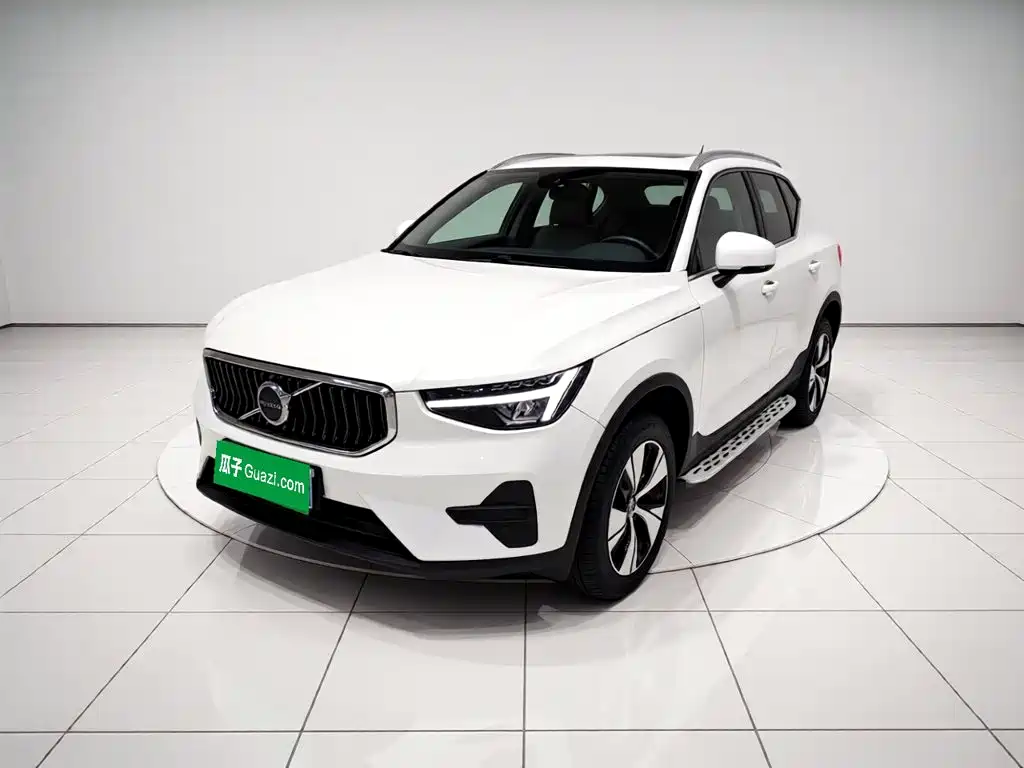 Volvo XC40 2023
