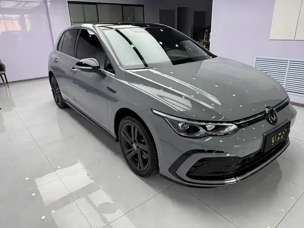 Volkswagen Golf 2024