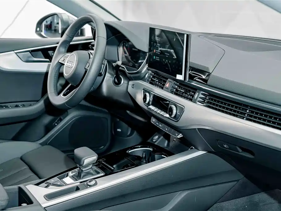 Audi A5 2023 — фото 17