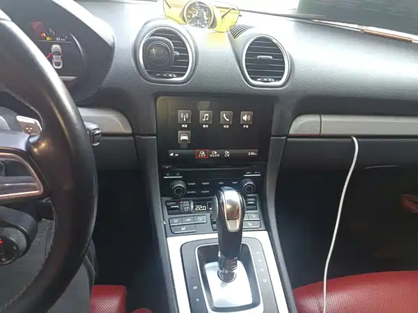 Porsche 718 2017