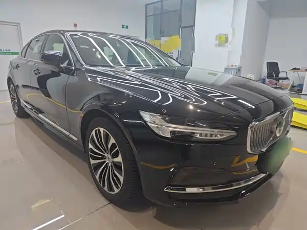 Volvo S90 2024