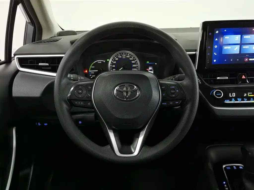 Toyota Corolla 2021 — фото 11