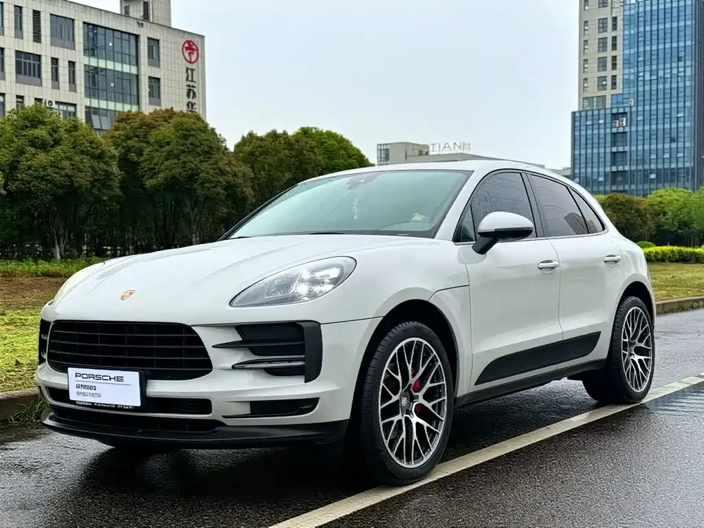 Porsche Macan 2021 — фото 1
