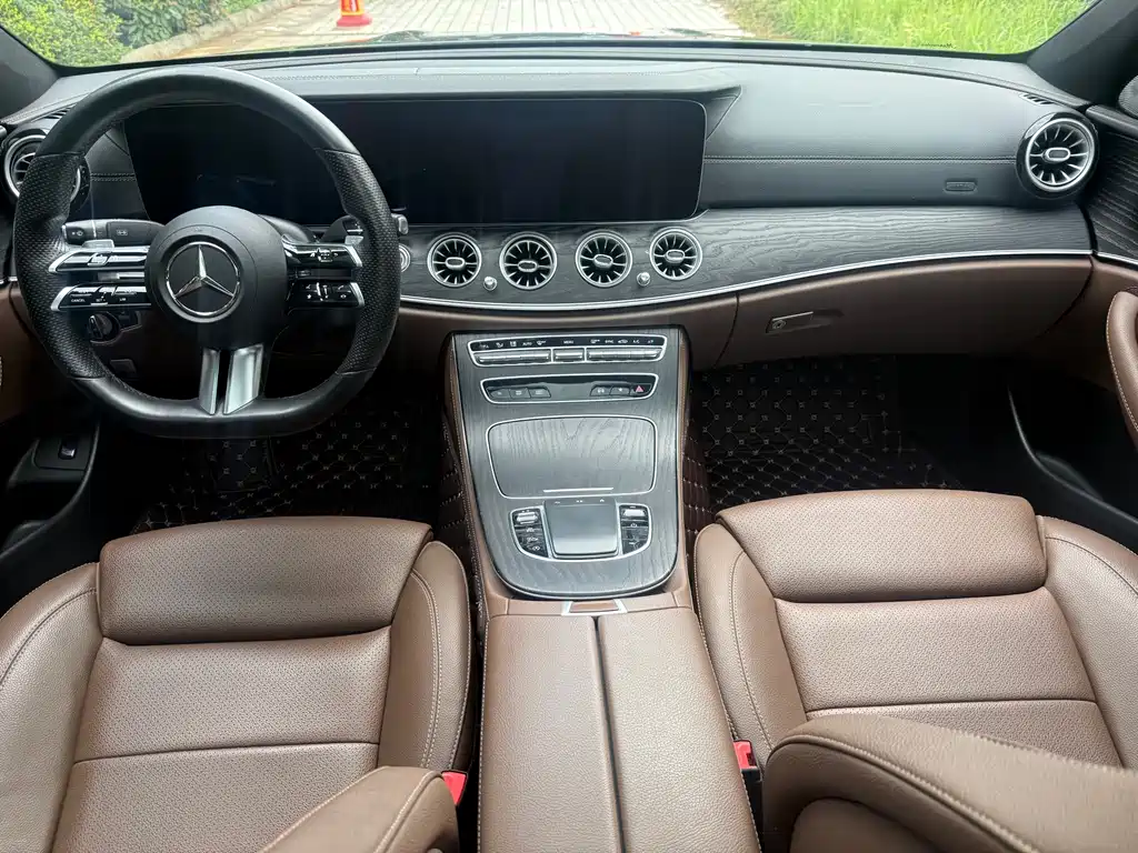 Mercedes-Benz E-Class 2021 — фото 8