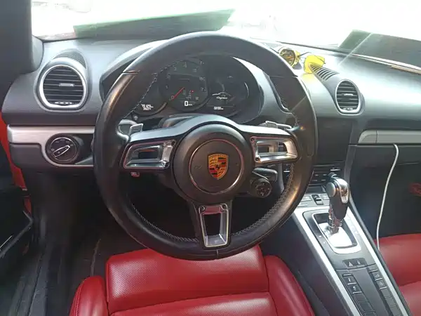 Porsche 718 2017