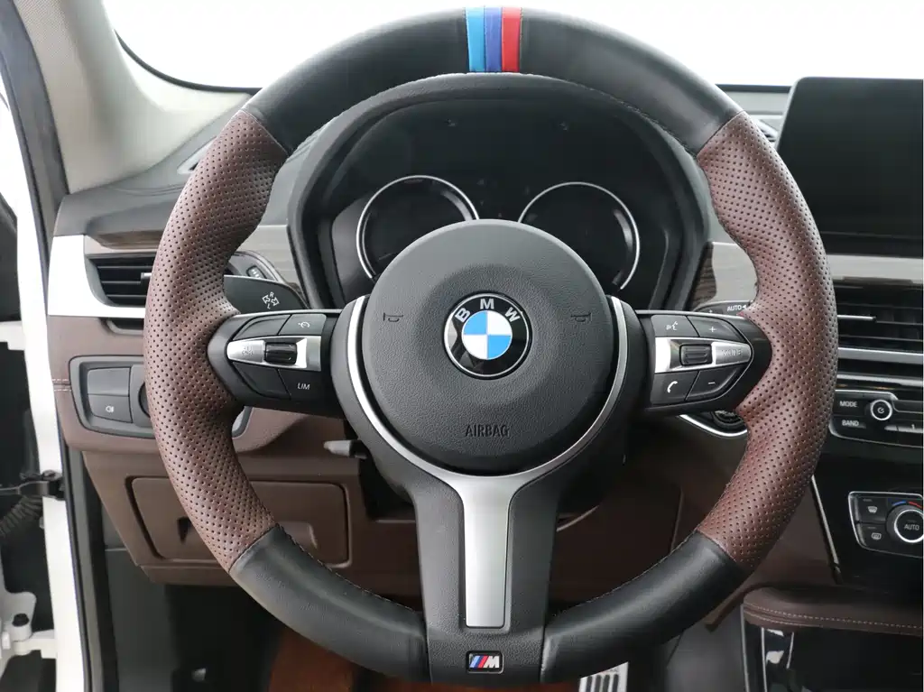 BMW X1 2023 — фото 12