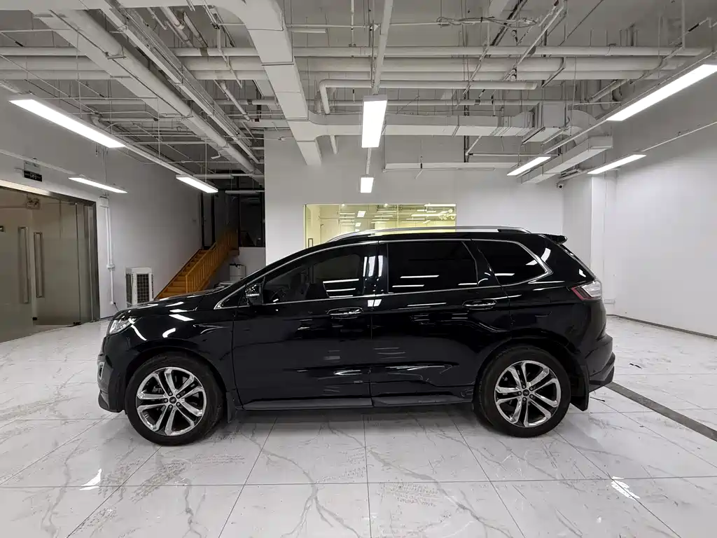 Ford Edge 2017 — фото 3